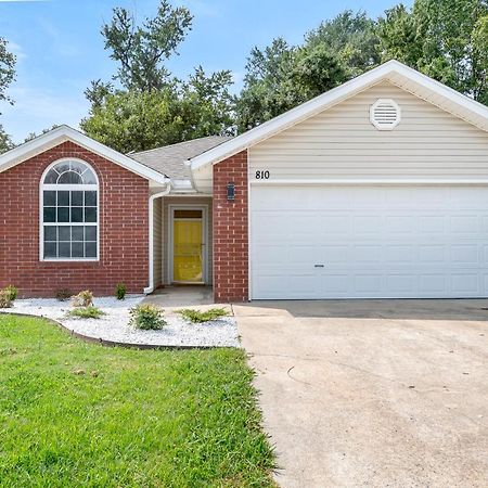 The Nessie Villa Bentonville Exterior photo